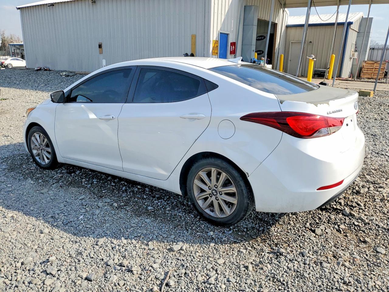 2016 HYUNDAI ELANTRA SE photo 2