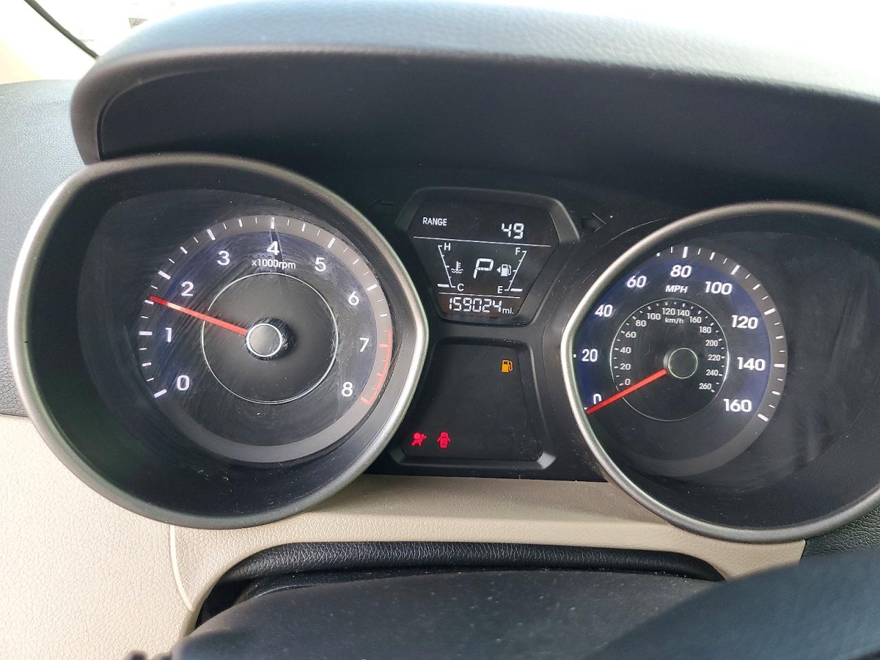 2016 HYUNDAI ELANTRA SE photo 9