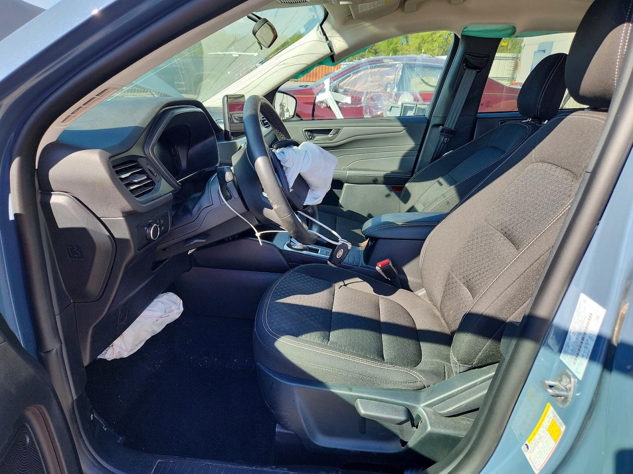 2025 FORD ESCAPE ST LINE SELECT photo 13