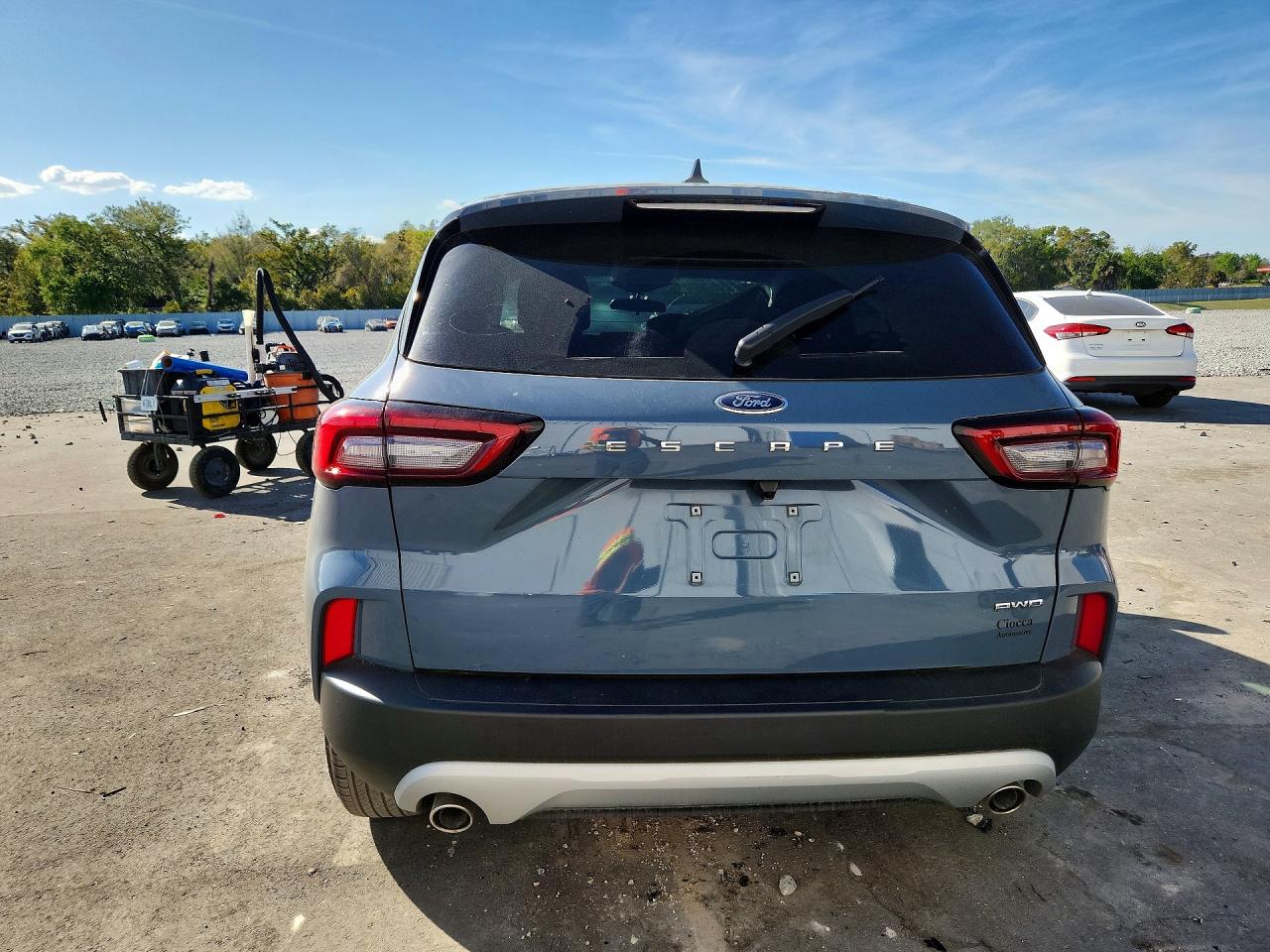 2025 FORD ESCAPE ST LINE SELECT photo 11