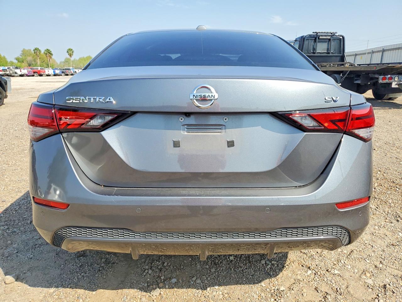 2023 NISSAN SENTRA SV photo 11