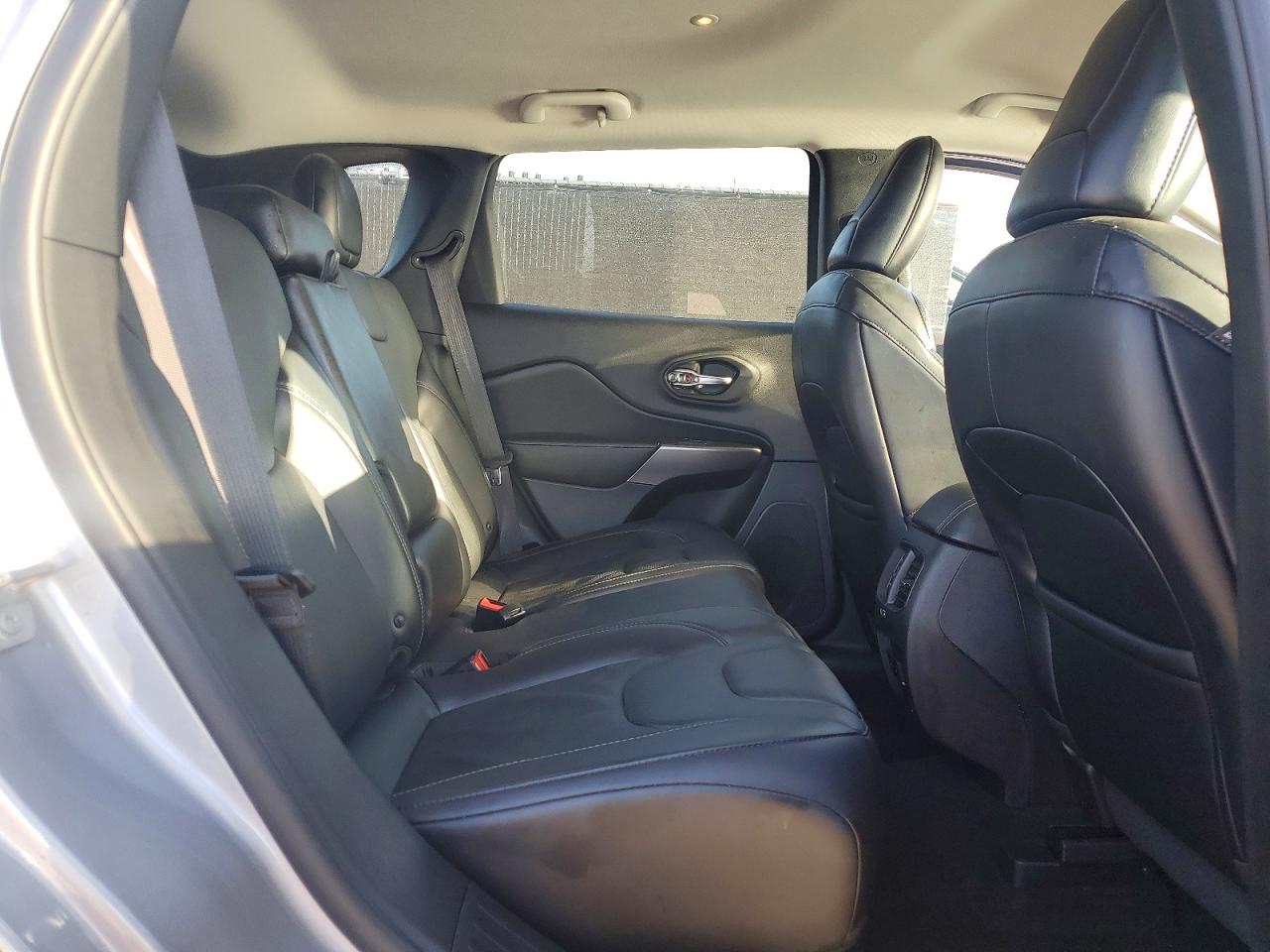 2019 JEEP CHEROKEE LIMITED photo 21