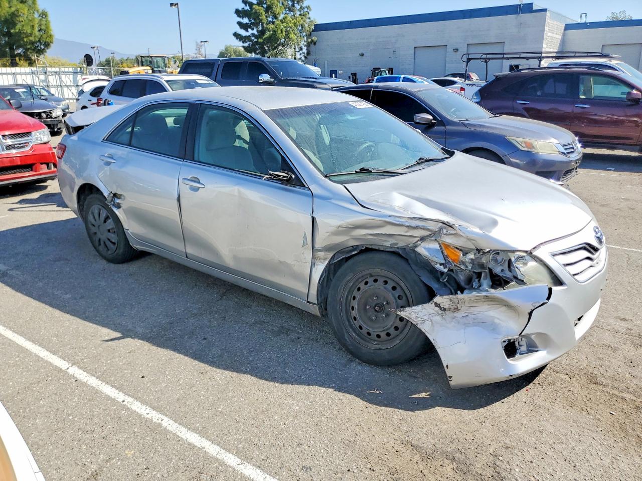 2011 TOYOTA CAMRY LE photo 7