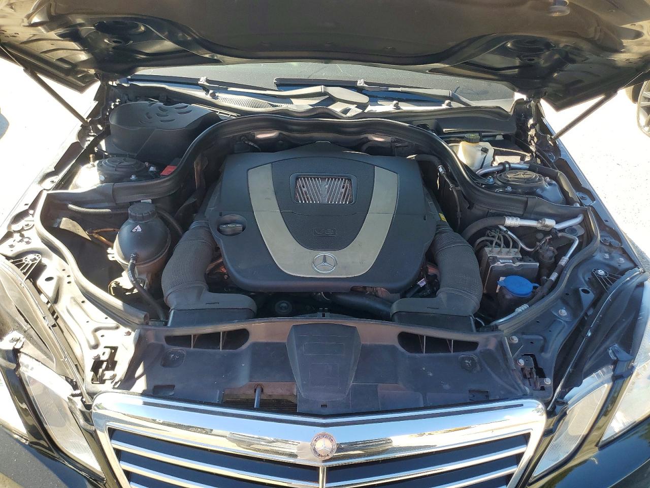 2010 MERCEDES-BENZ E 350 photo 11
