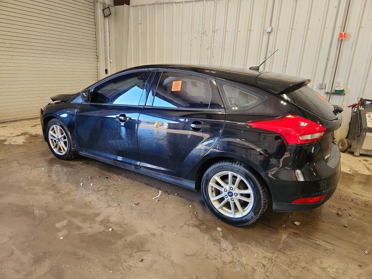 2018 FORD FOCUS SE photo 3