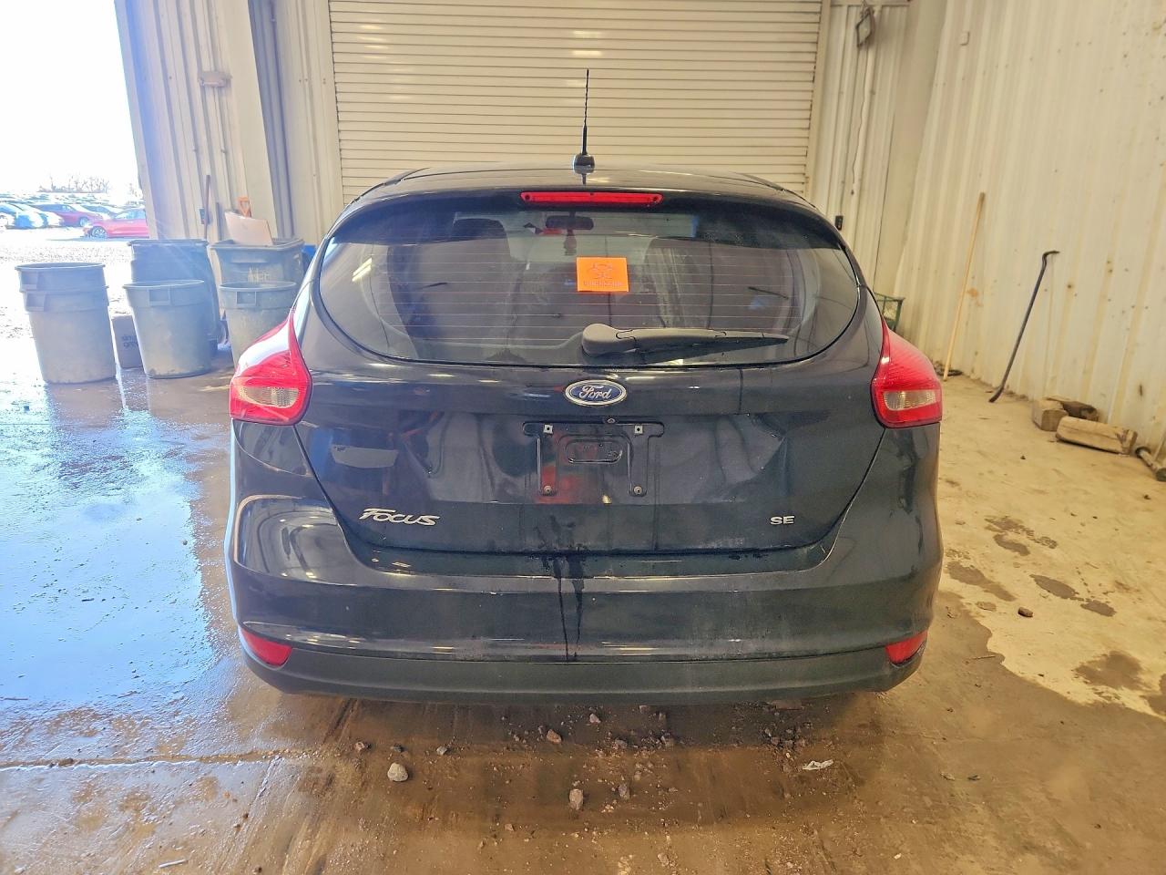 2018 FORD FOCUS SE photo 11