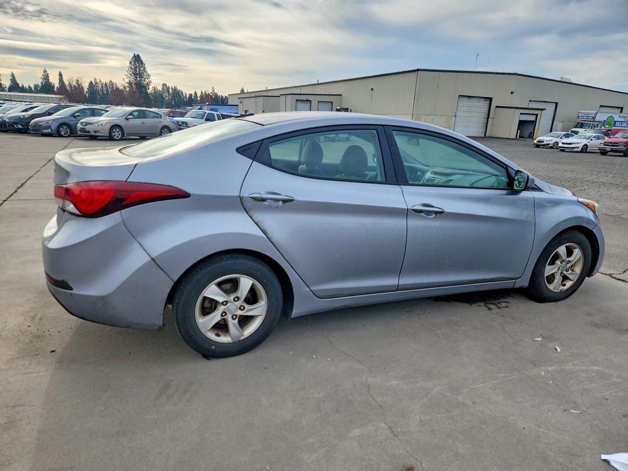 2015 HYUNDAI ELANTRA SE photo 3