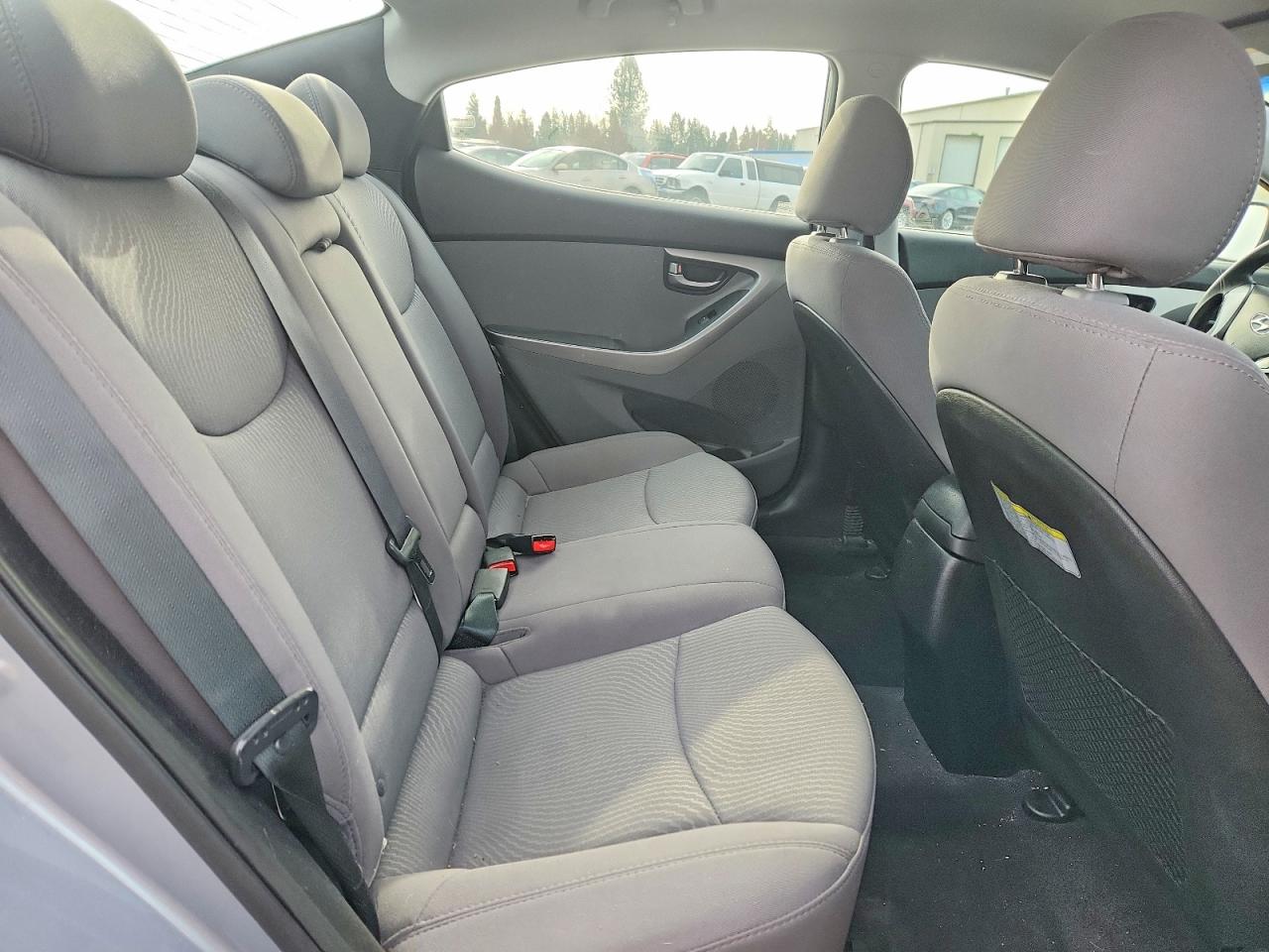 2015 HYUNDAI ELANTRA SE photo 10