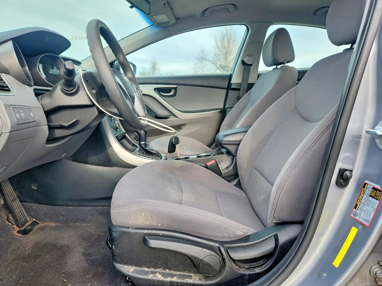 2015 HYUNDAI ELANTRA SE photo 7