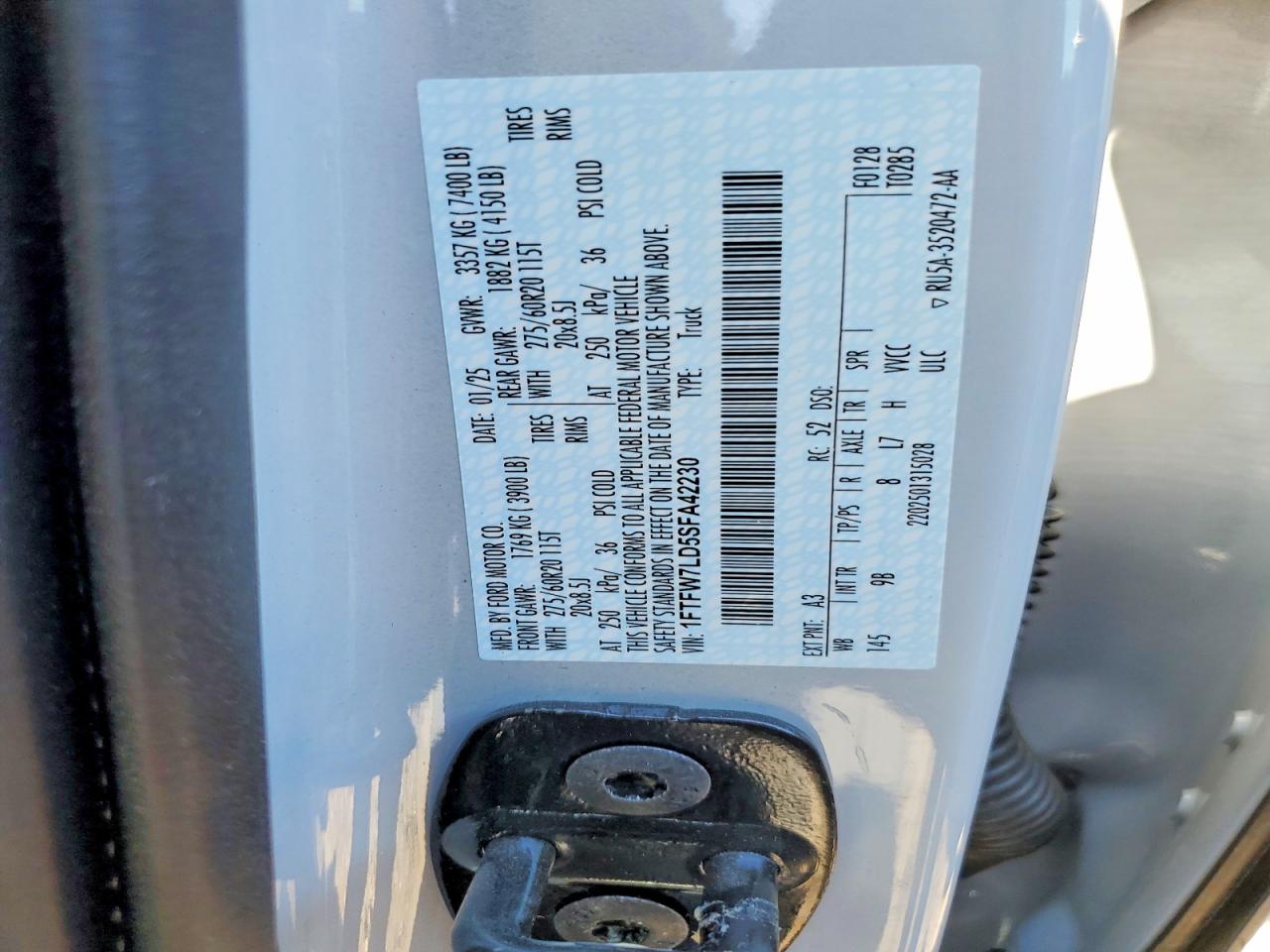 2025 FORD F150 PLATINUM photo 13