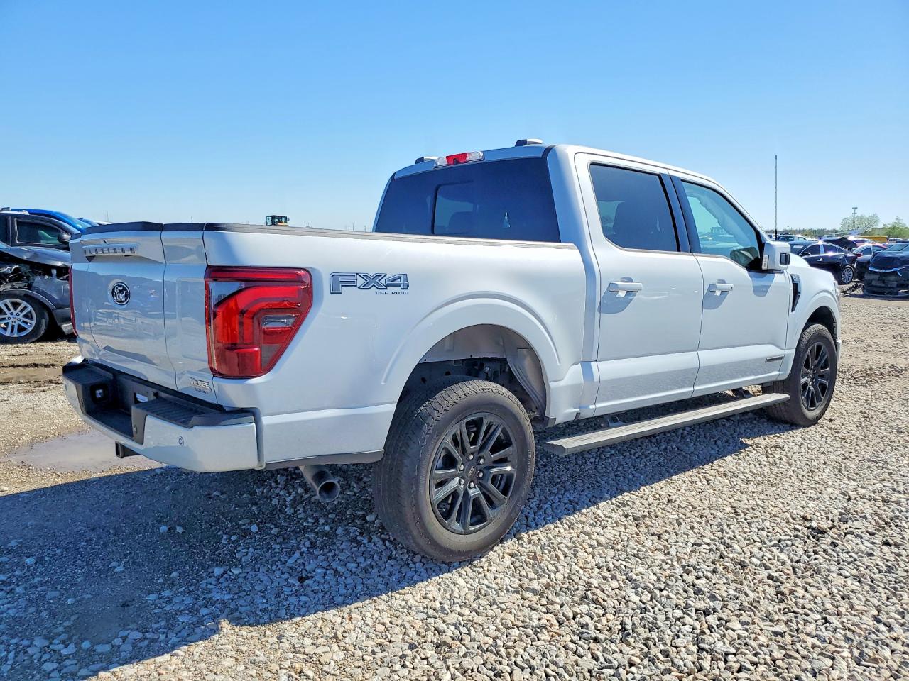 2025 FORD F150 PLATINUM photo 3