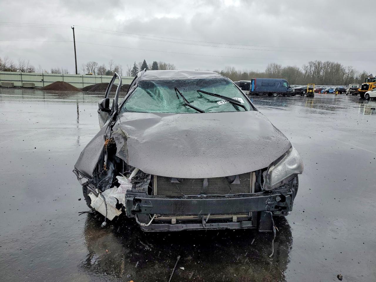 2017 TOYOTA CAMRY SE photo 9
