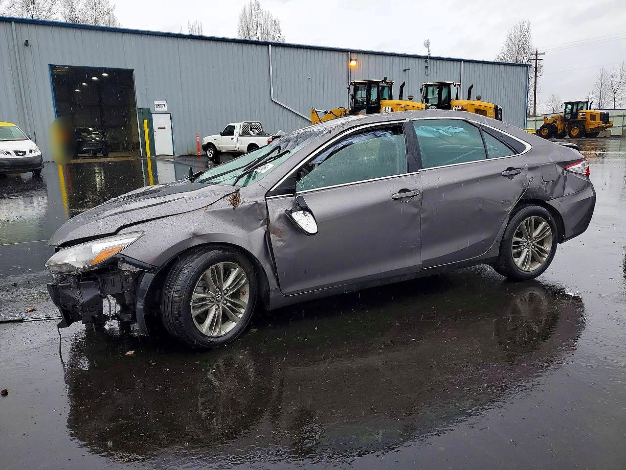 2017 TOYOTA CAMRY