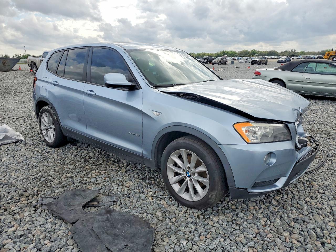 2013 BMW X3 XDRIVE28I photo 4