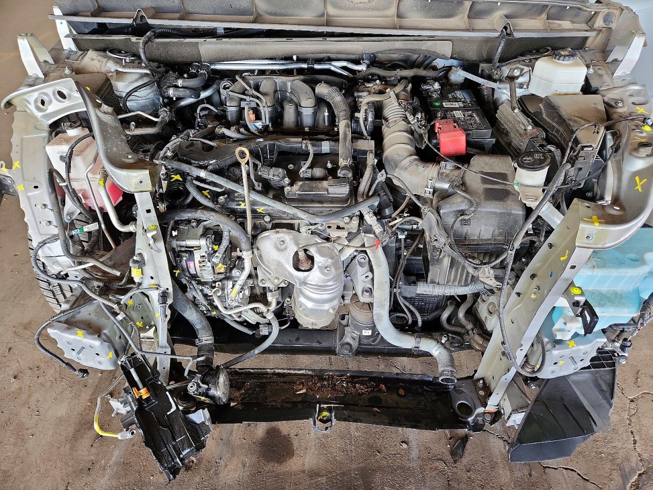 2021 TOYOTA HIGHLANDER XLE photo 34