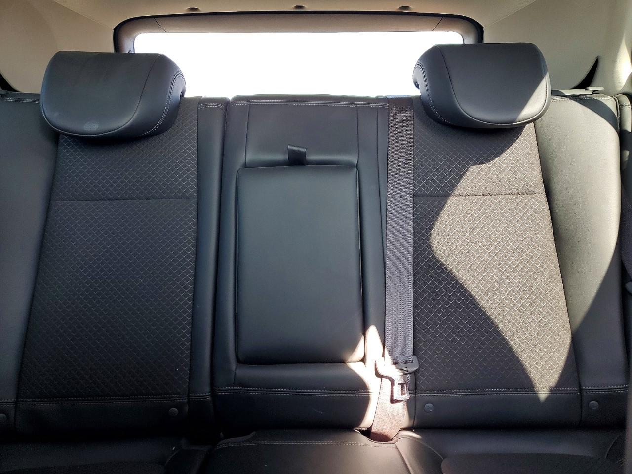 2018 BUICK ENCORE PREFERRED photo 10