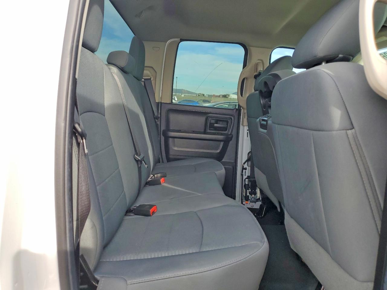 2014 RAM 1500 ST photo 10