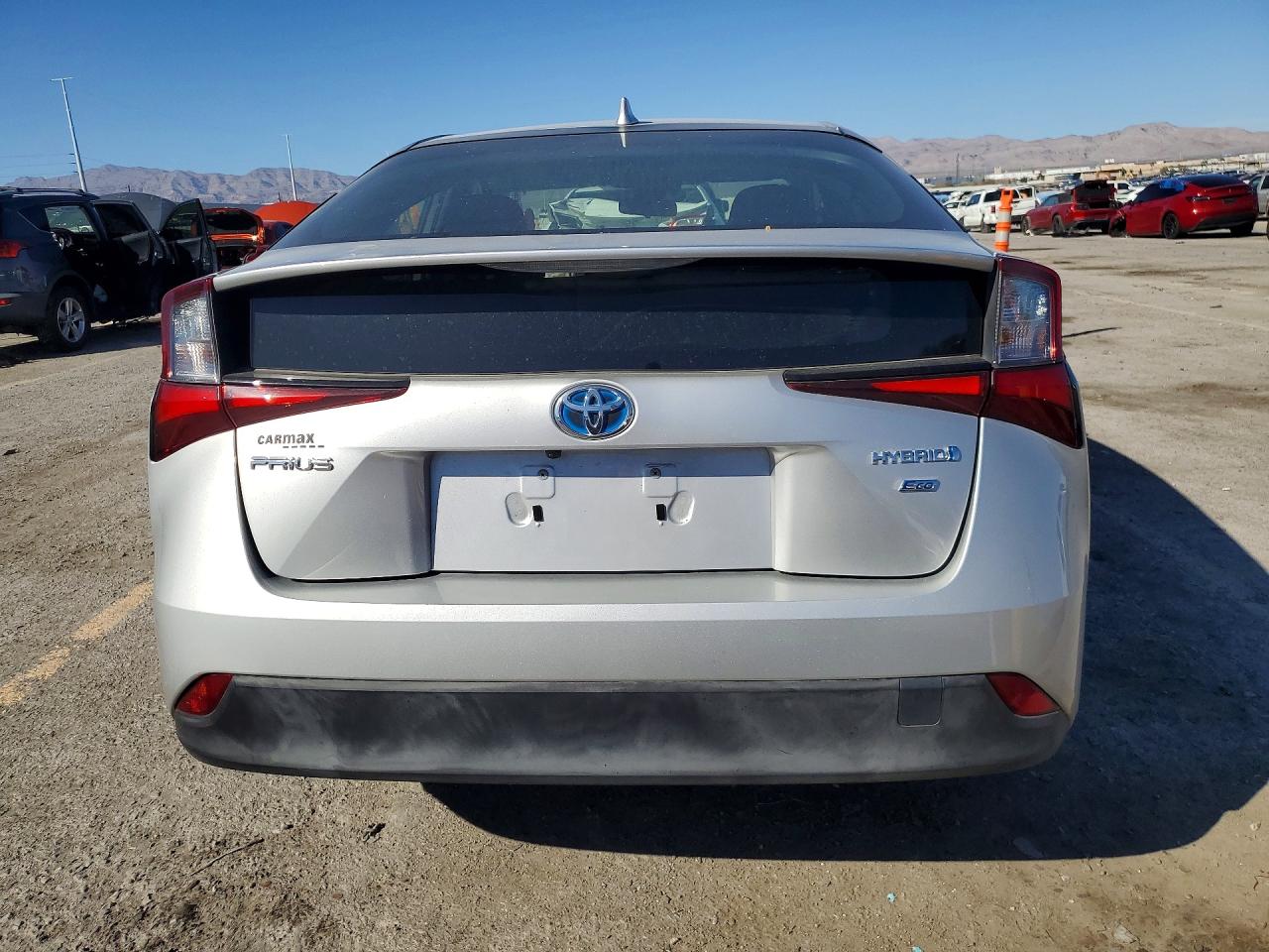 2019 TOYOTA PRIUS L ECO photo 6