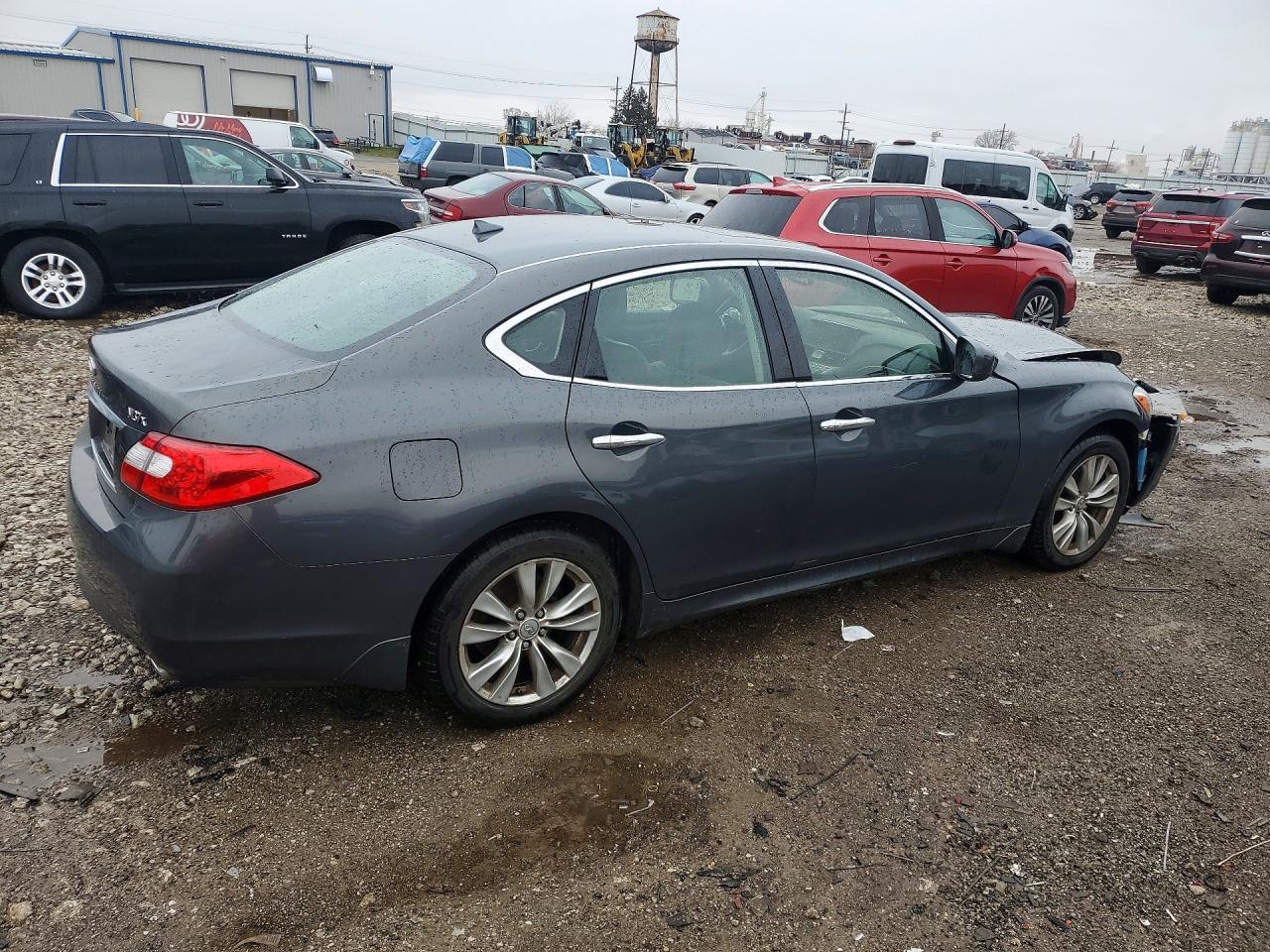 2012 INFINITI M37 X photo 5
