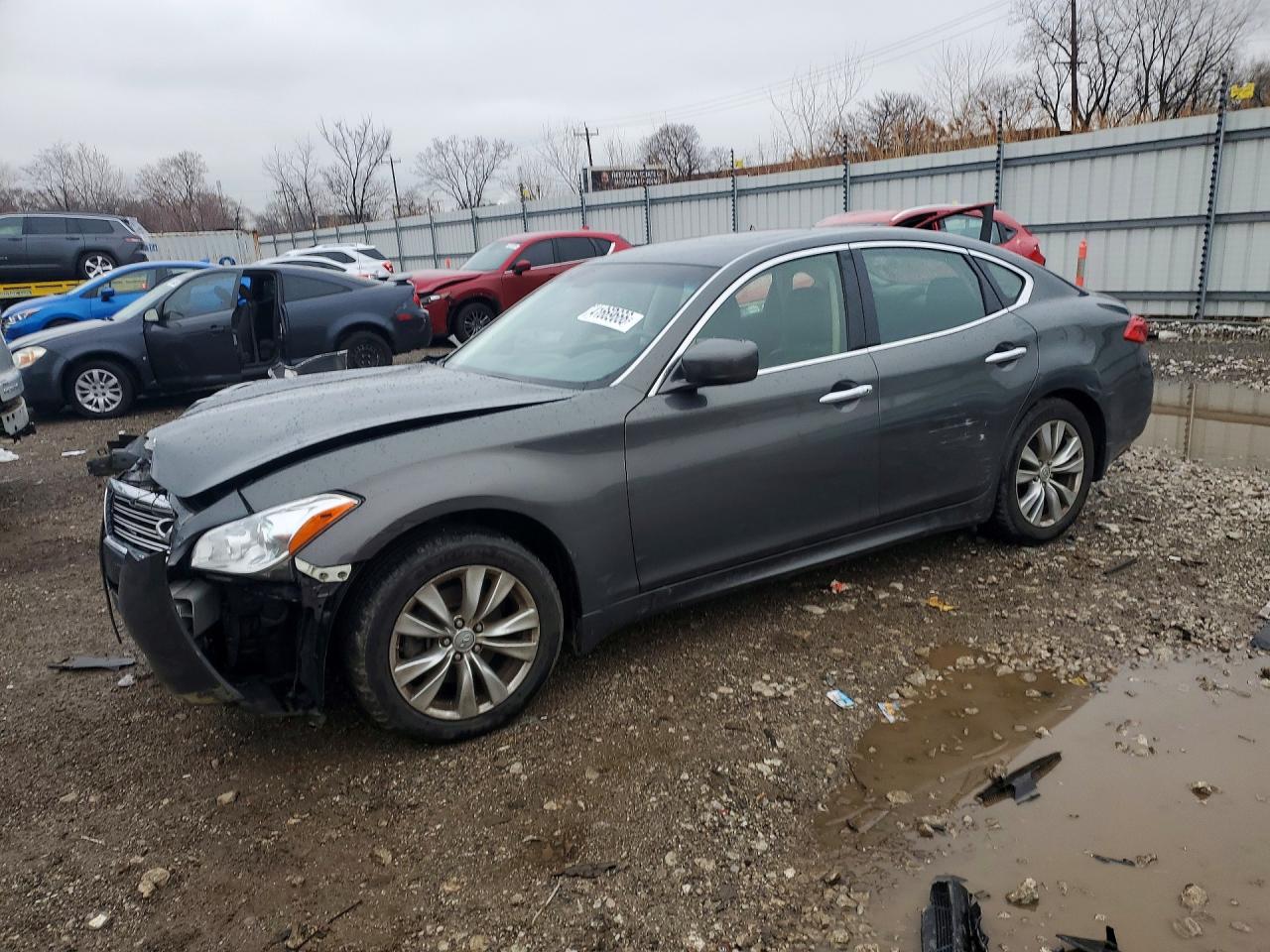 2012 INFINITI M37