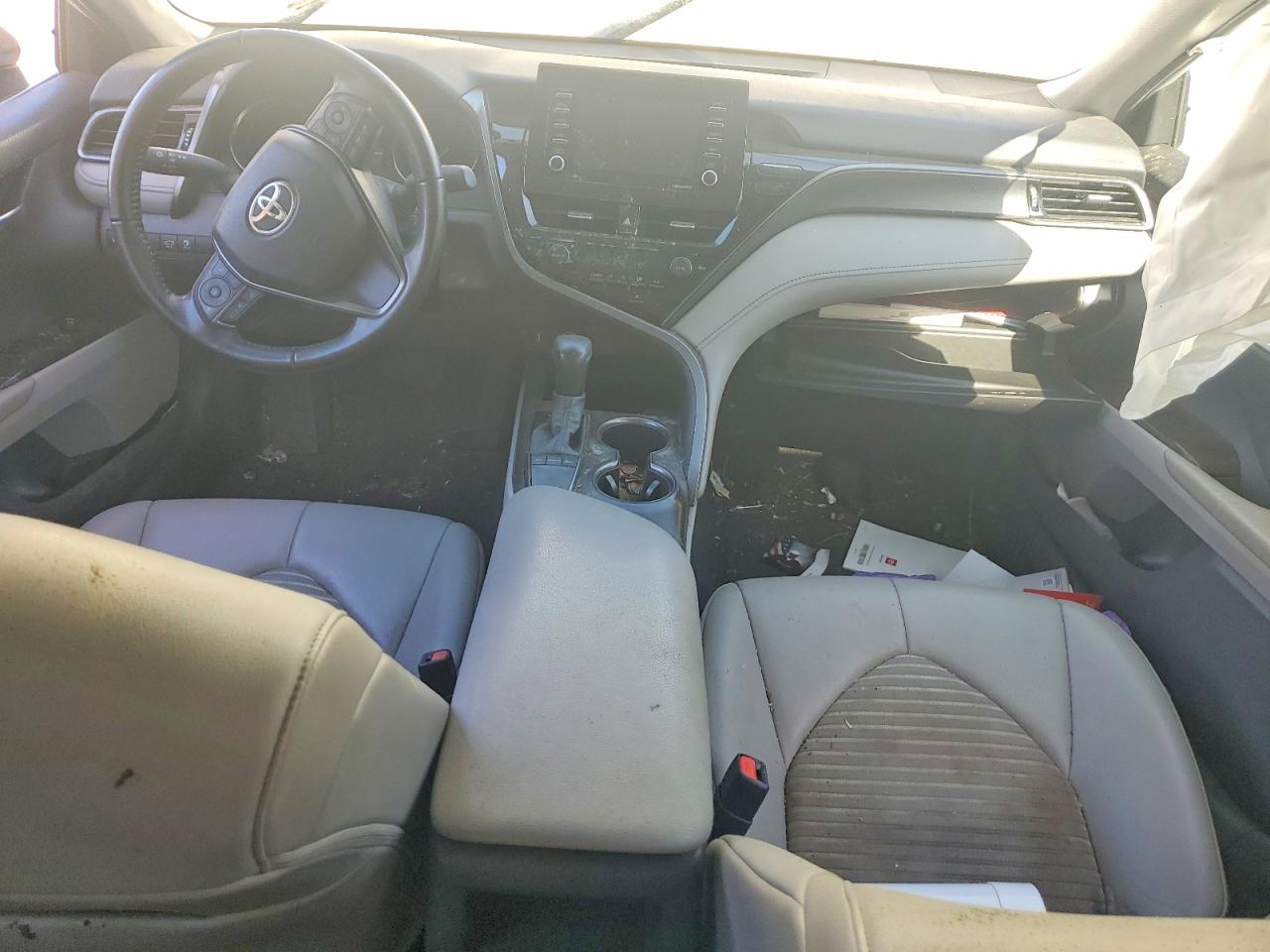 2022 TOYOTA CAMRY SE photo 15