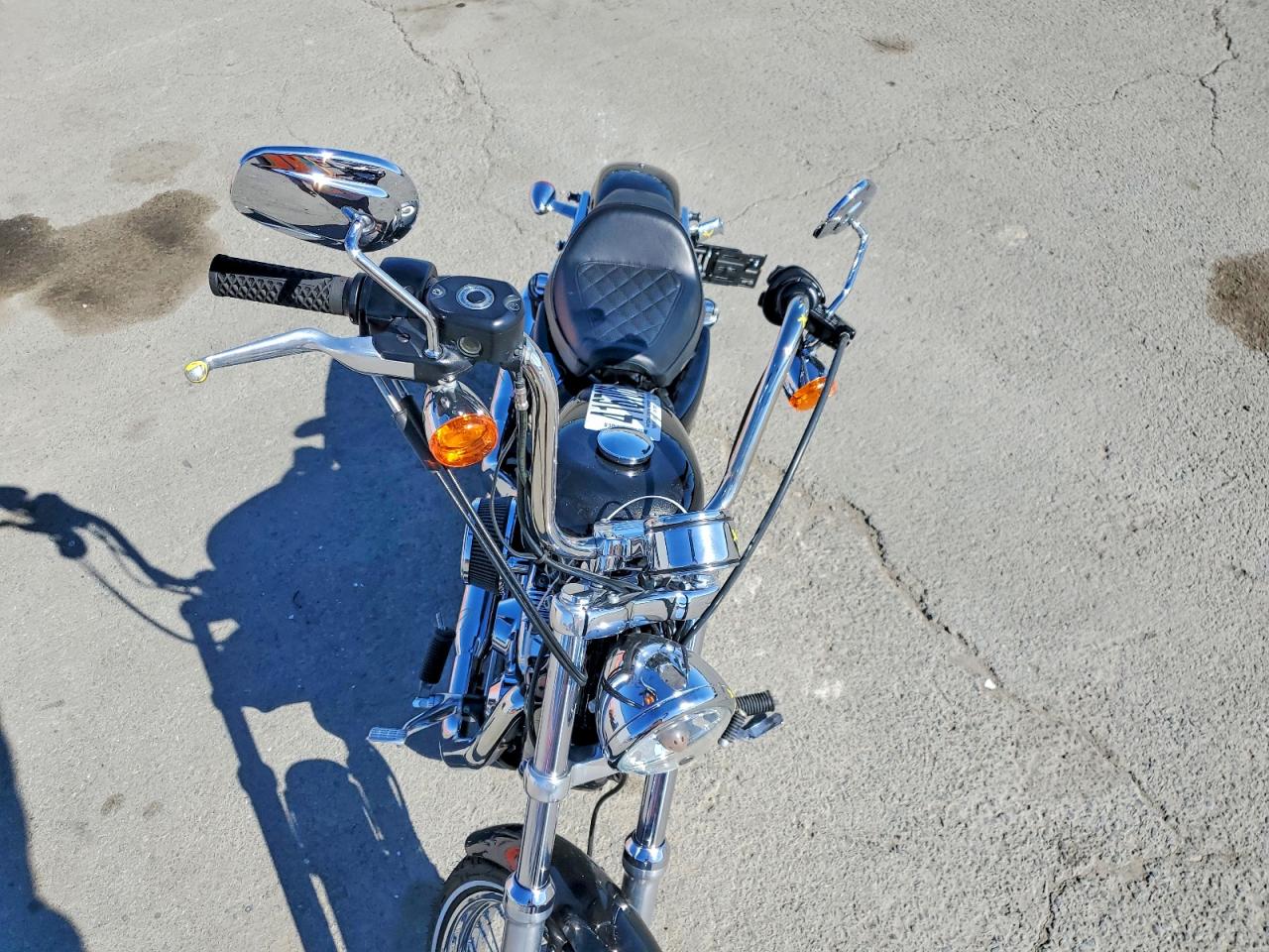 2015 HARLEY-DAVIDSON XL1200 V photo 13