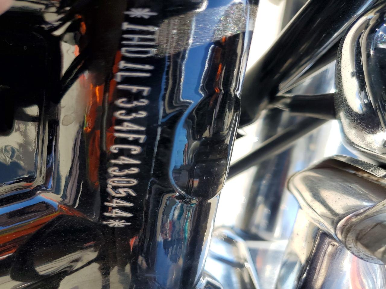 2015 HARLEY-DAVIDSON XL1200 V photo 25