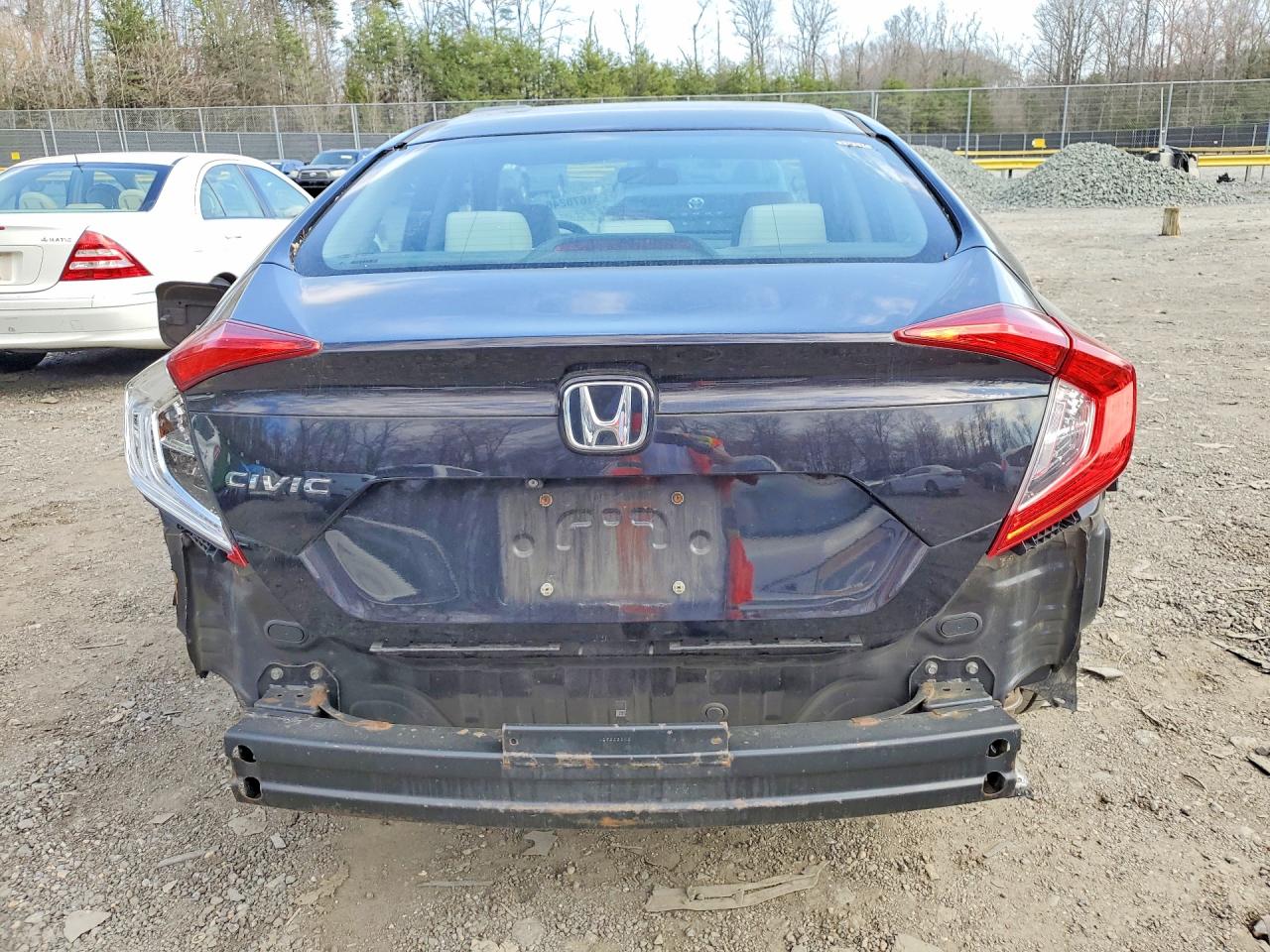 2016 HONDA CIVIC LX photo 6