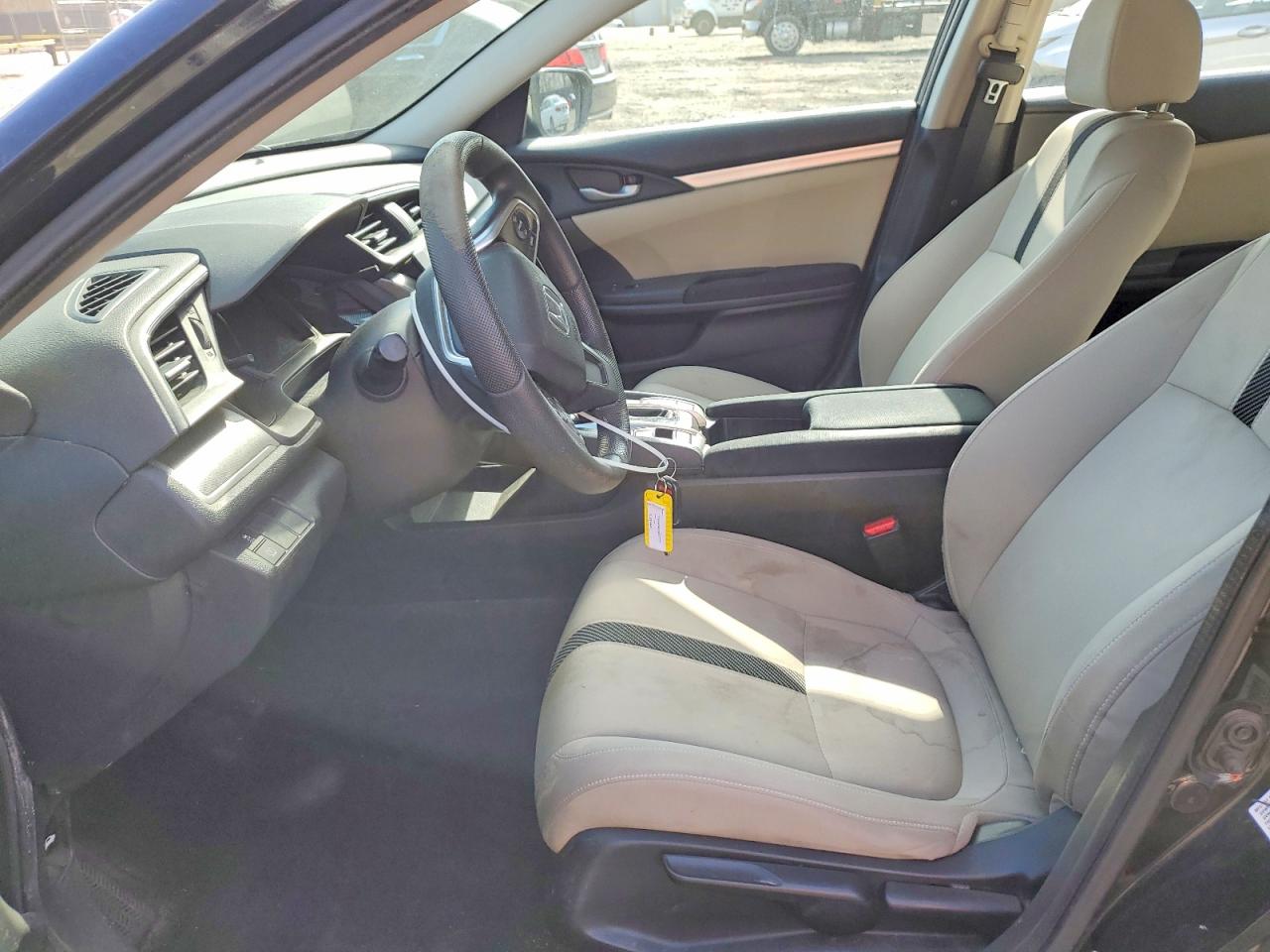2016 HONDA CIVIC LX photo 7