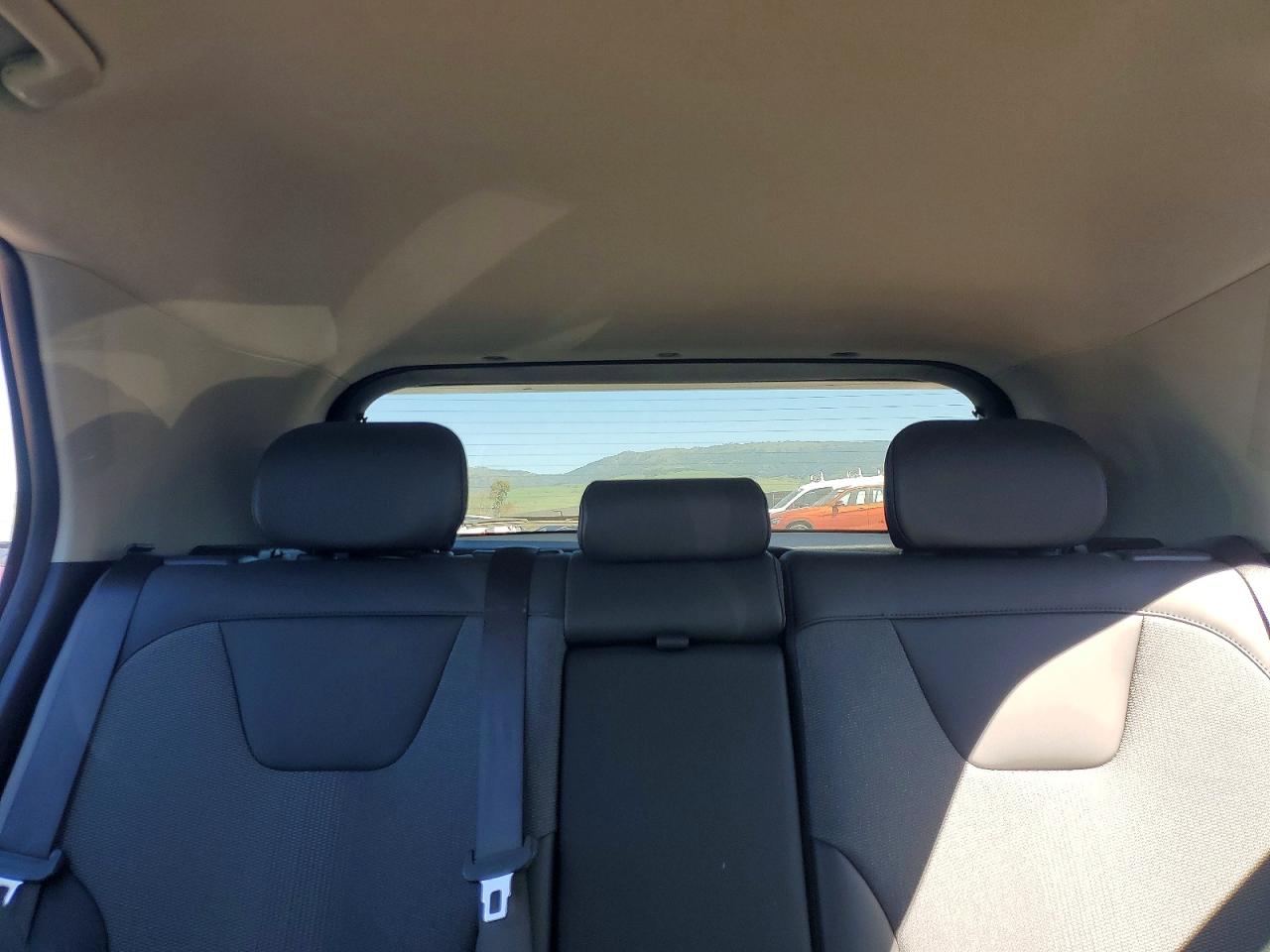 2025 KIA NIRO EX photo 10