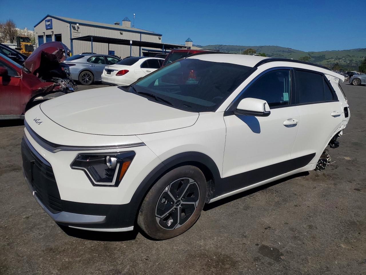 2025 KIA NIRO