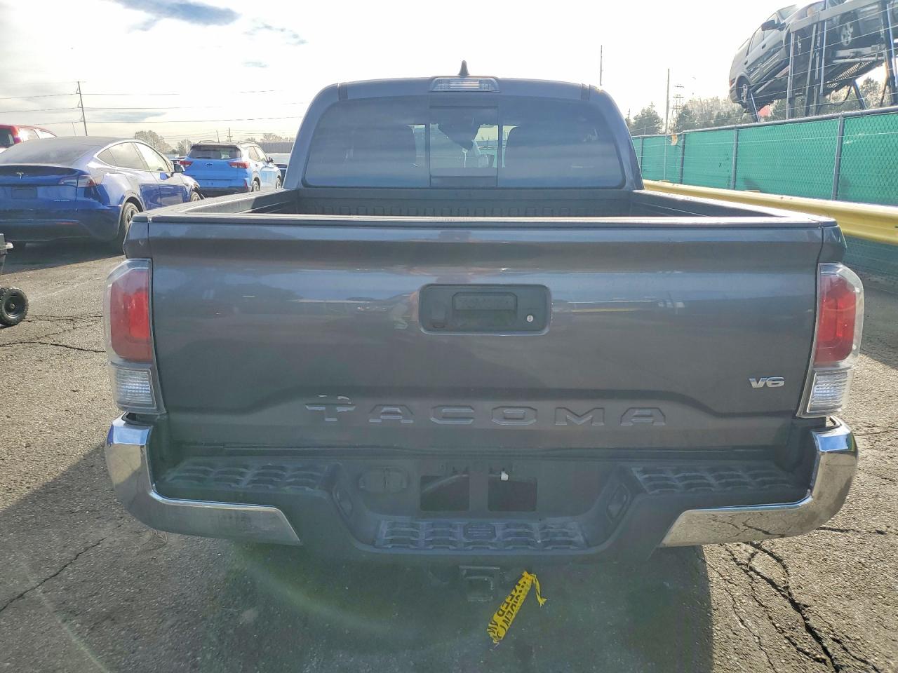 2022 TOYOTA TACOMA TRD OFF-ROAD photo 11