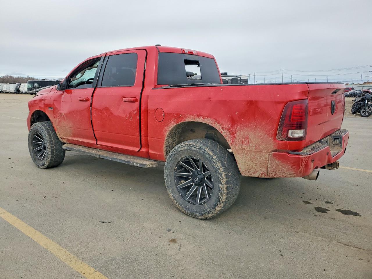 2013 RAM 1500 SPORT photo 3