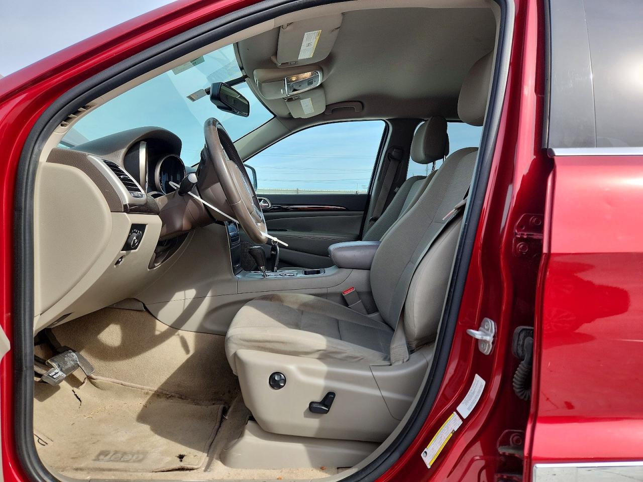 2012 JEEP GRAND CHEROKEE photo 13
