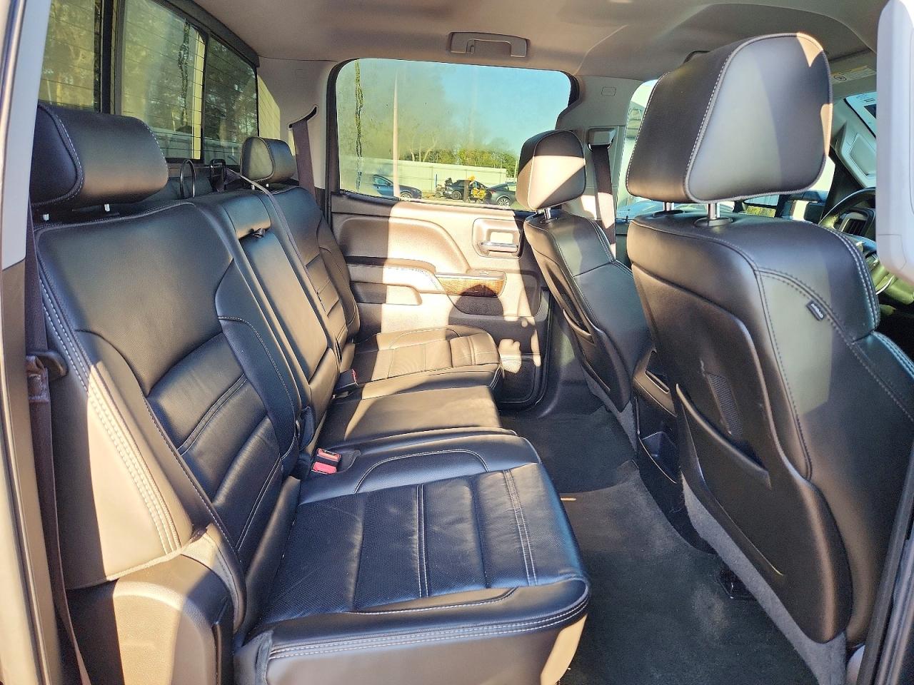2015 GMC SIERRA K2500 DENALI photo 10