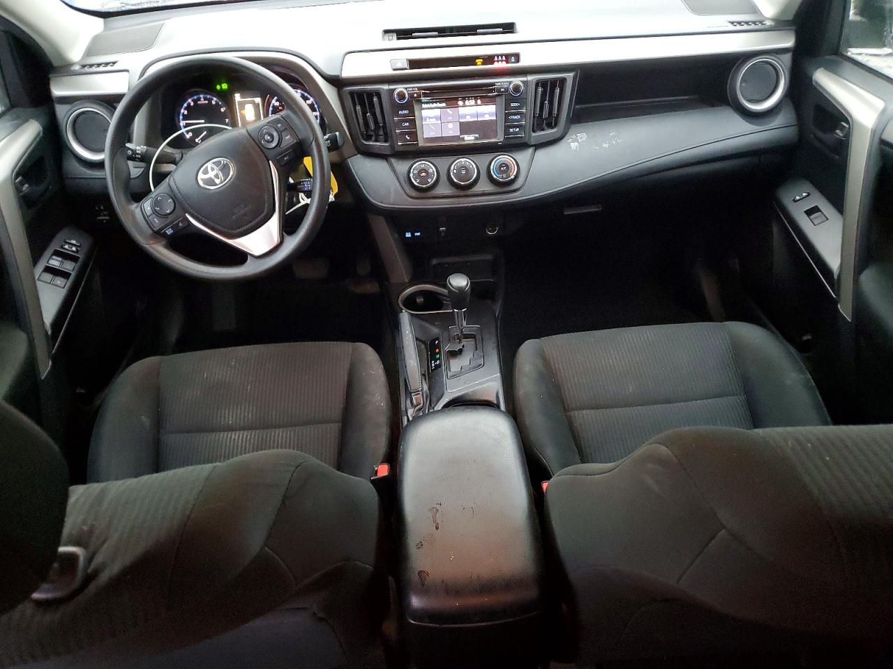 2018 TOYOTA RAV4 LE photo 15