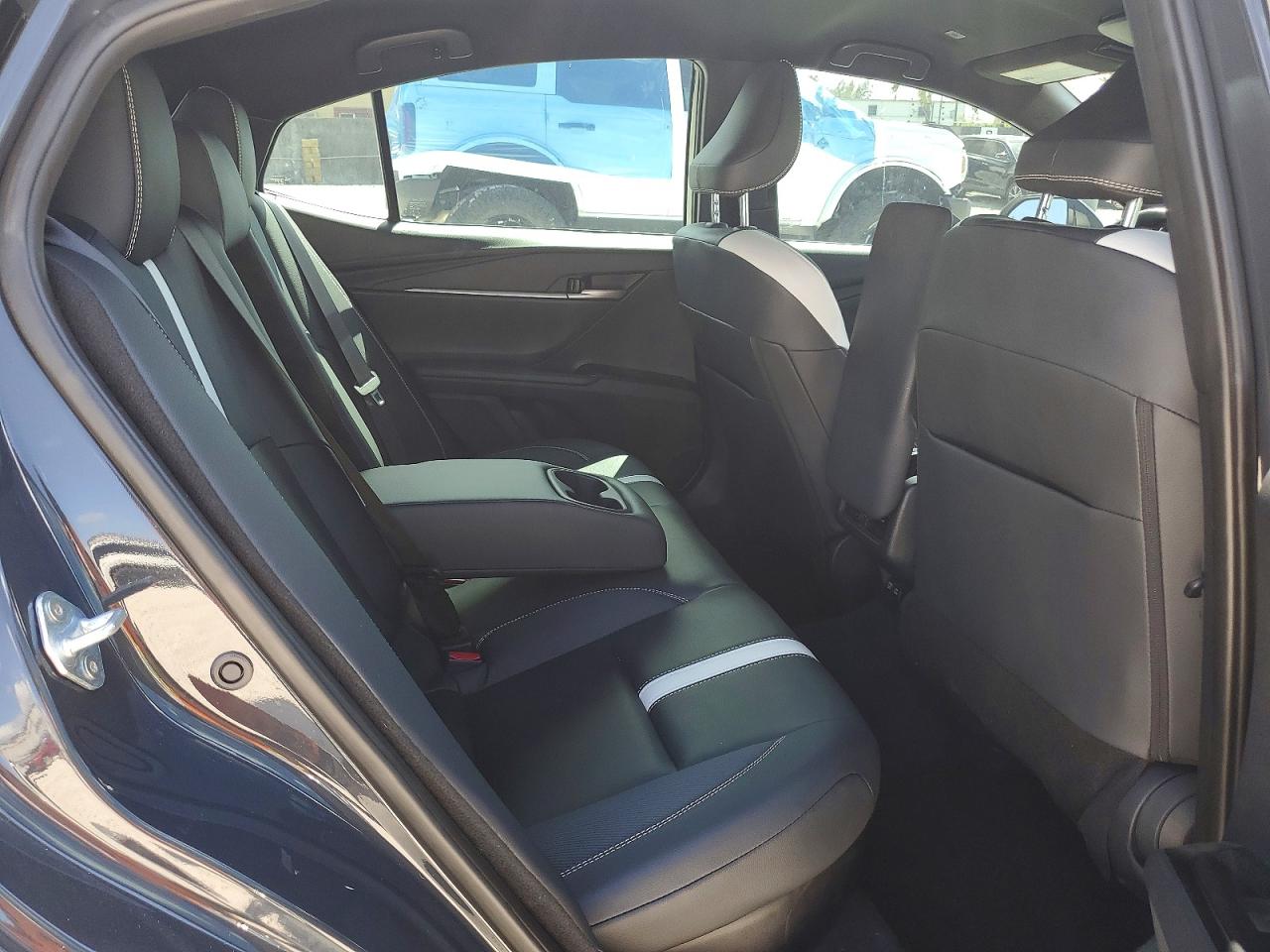 2025 TOYOTA CAMRY SE photo 19