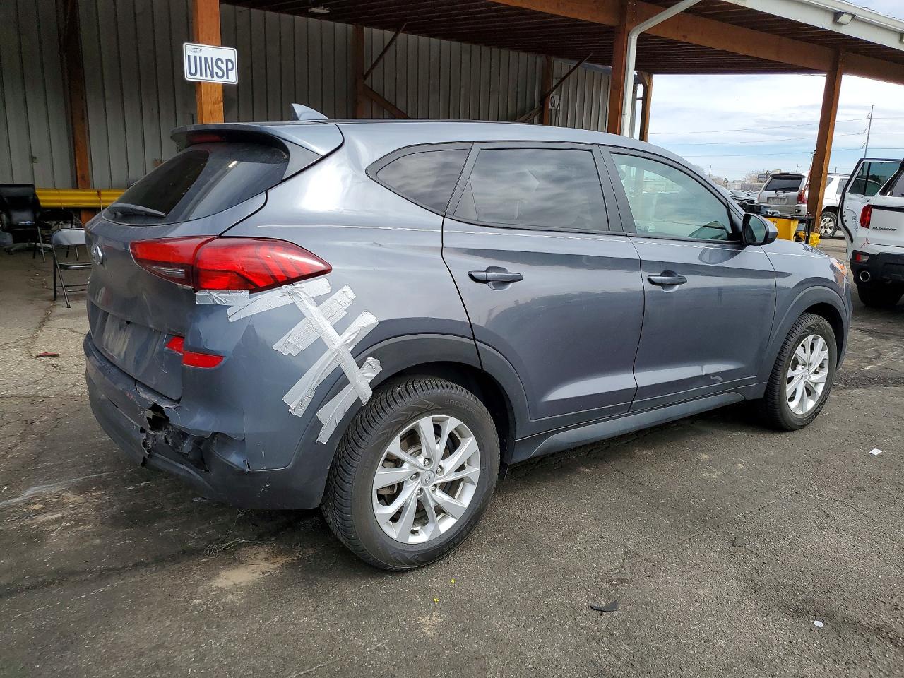 2019 HYUNDAI TUCSON SE photo 3