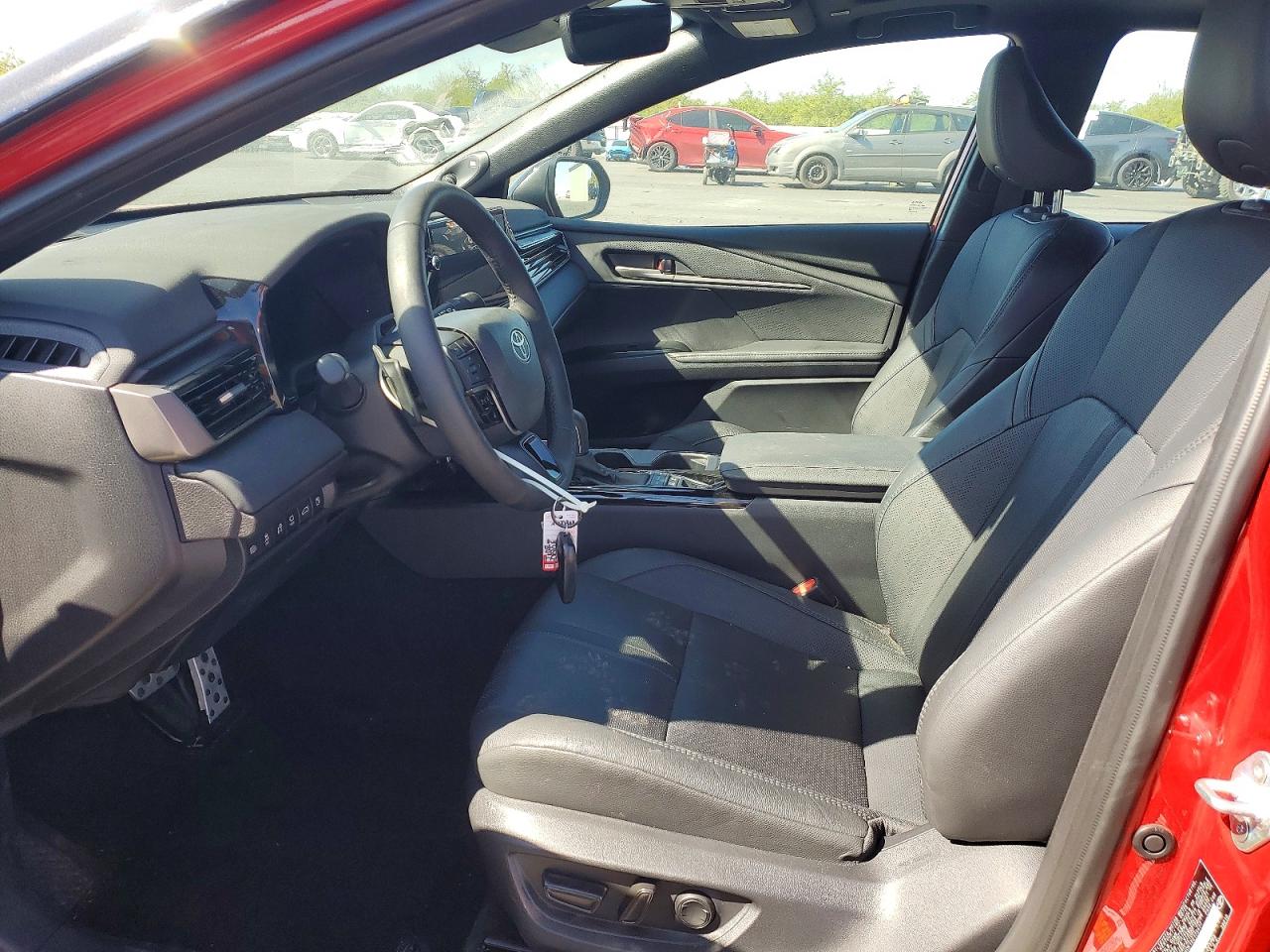 2025 TOYOTA CAMRY XSE photo 7