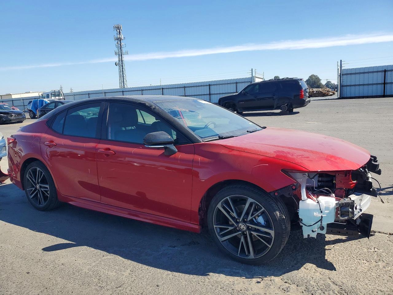 2025 TOYOTA CAMRY XSE photo 4