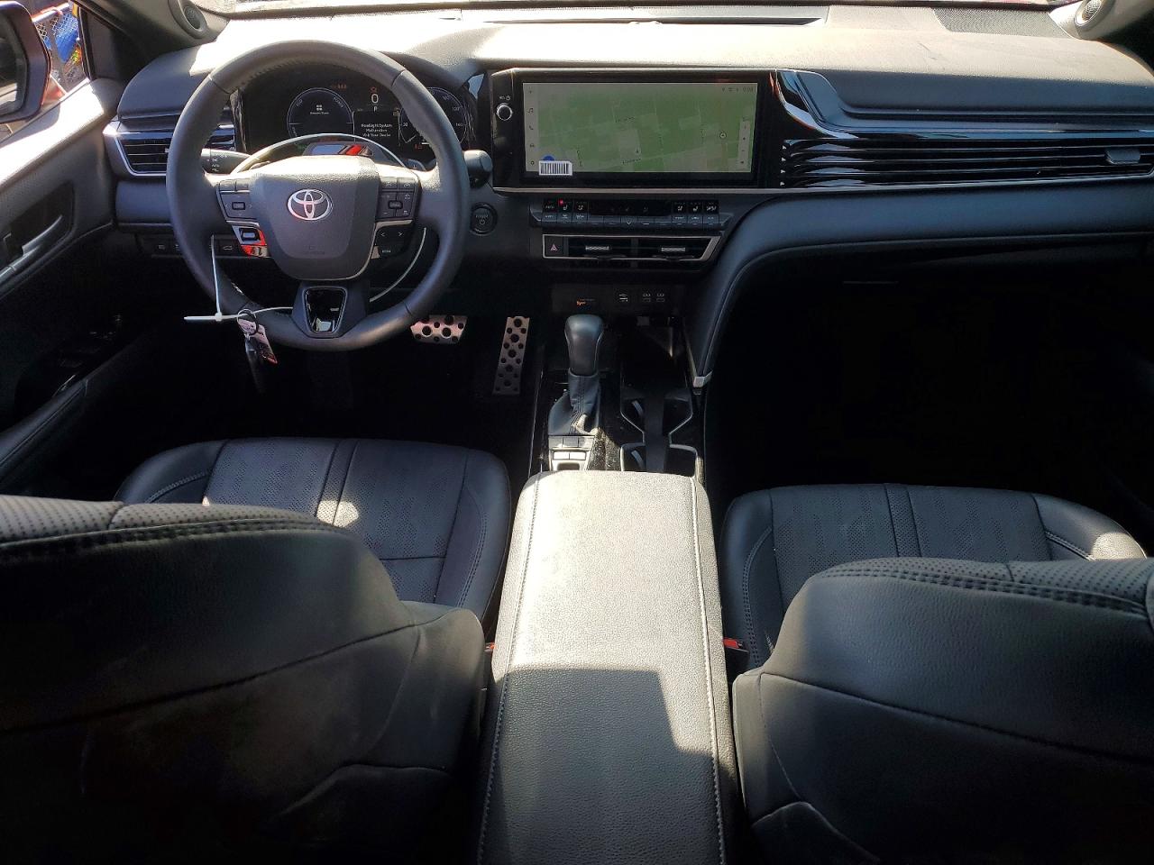 2025 TOYOTA CAMRY XSE photo 8