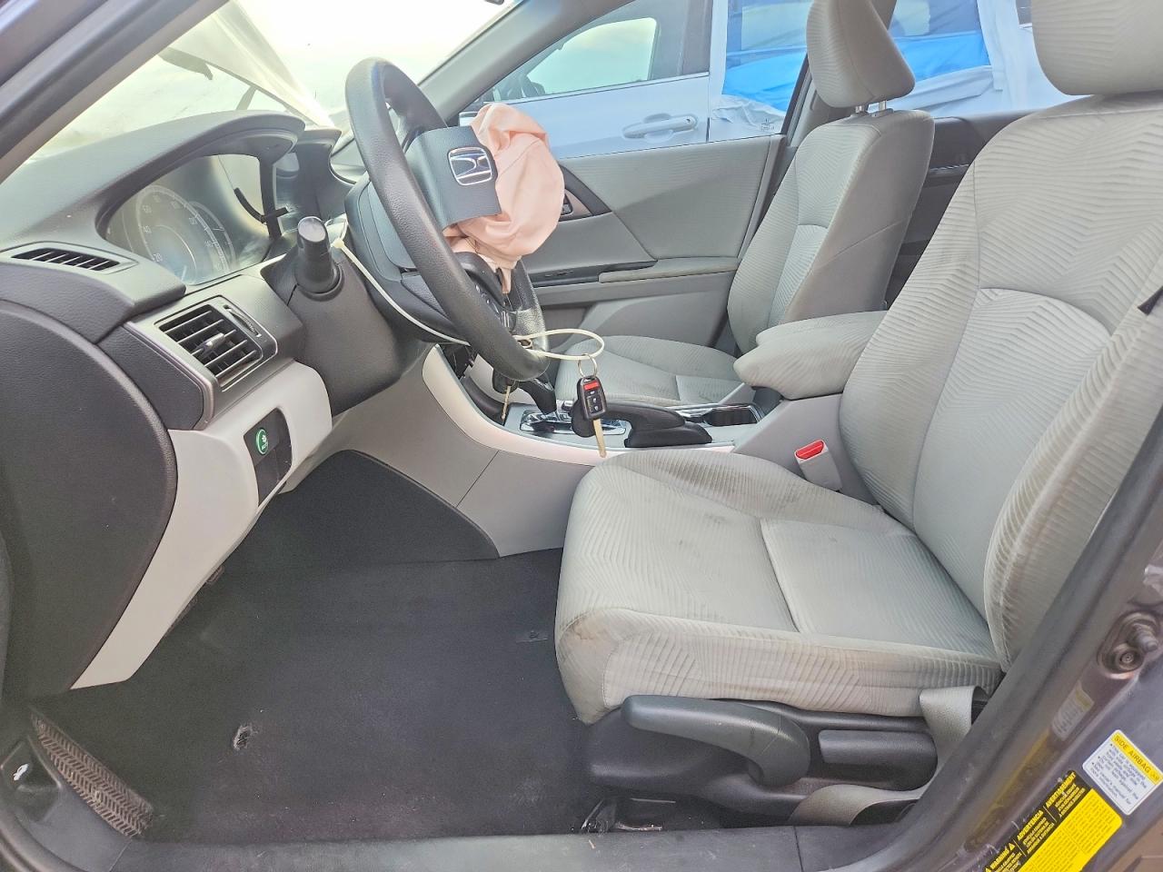 2015 HONDA ACCORD LX photo 20