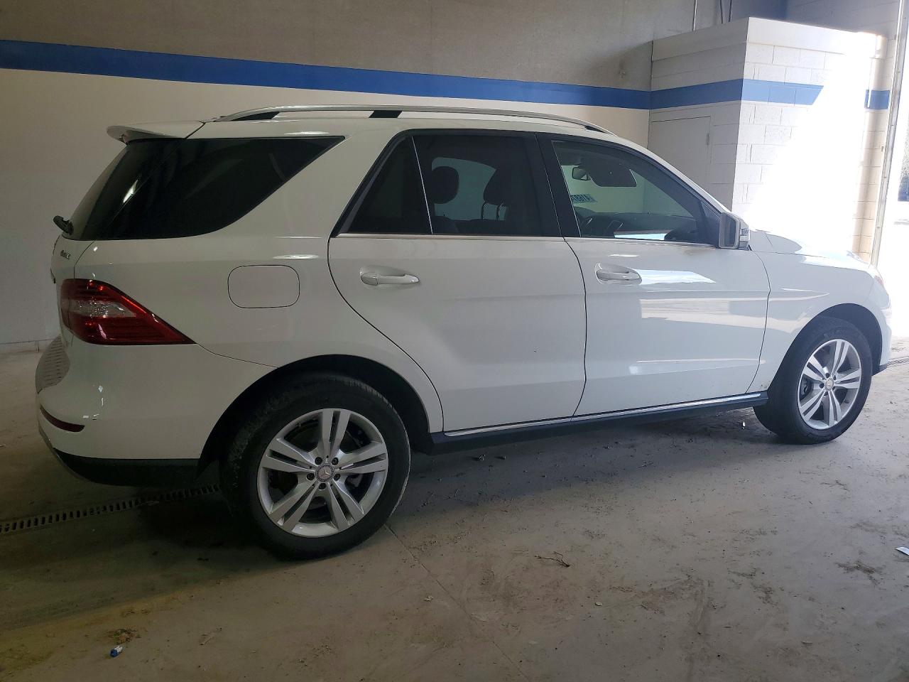 2015 MERCEDES-BENZ ML 350 4MATIC photo 3