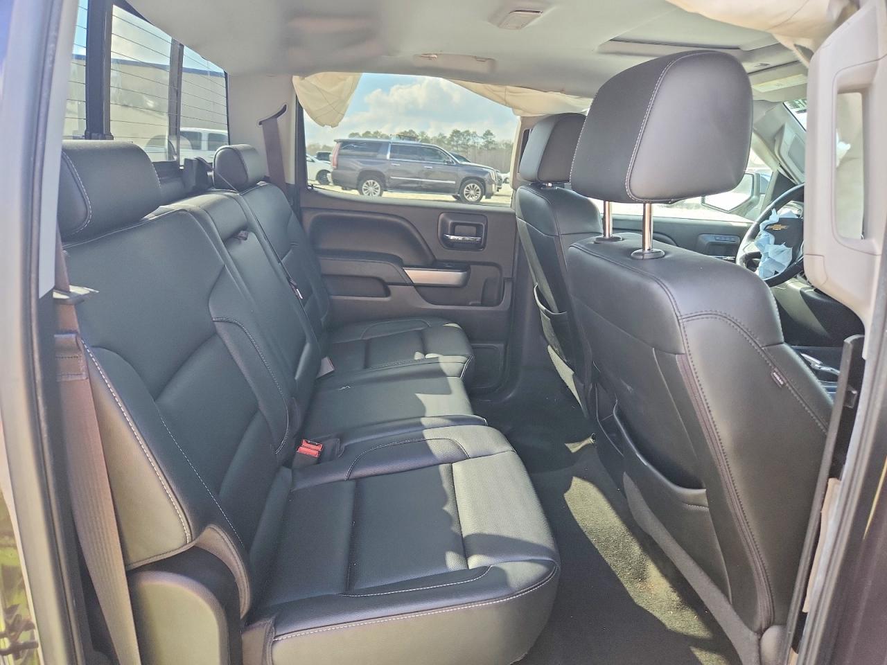 2016 CHEVROLET SILVERADO K1500 LTZ photo 10
