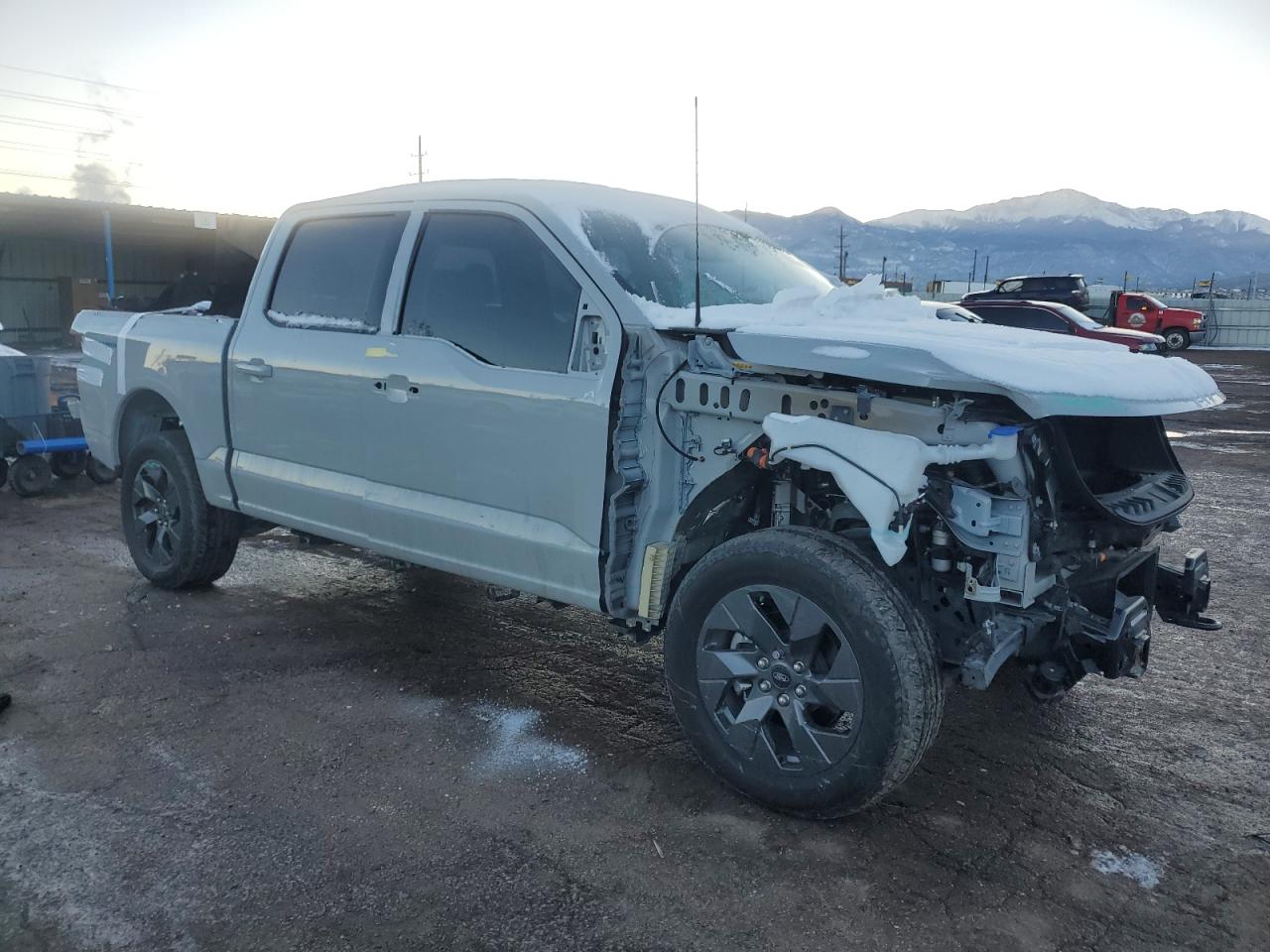 2023 FORD F150 LIGHTNING PRO photo 4
