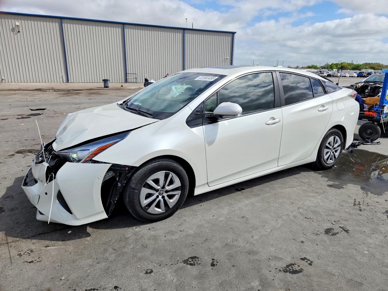 2017 TOYOTA PRIUS