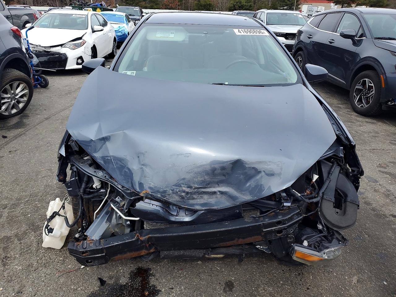 2014 TOYOTA COROLLA LE photo 9