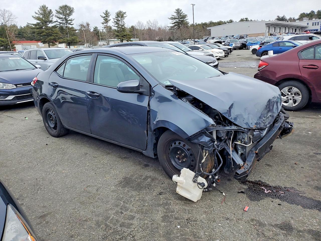 2014 TOYOTA COROLLA LE photo 7