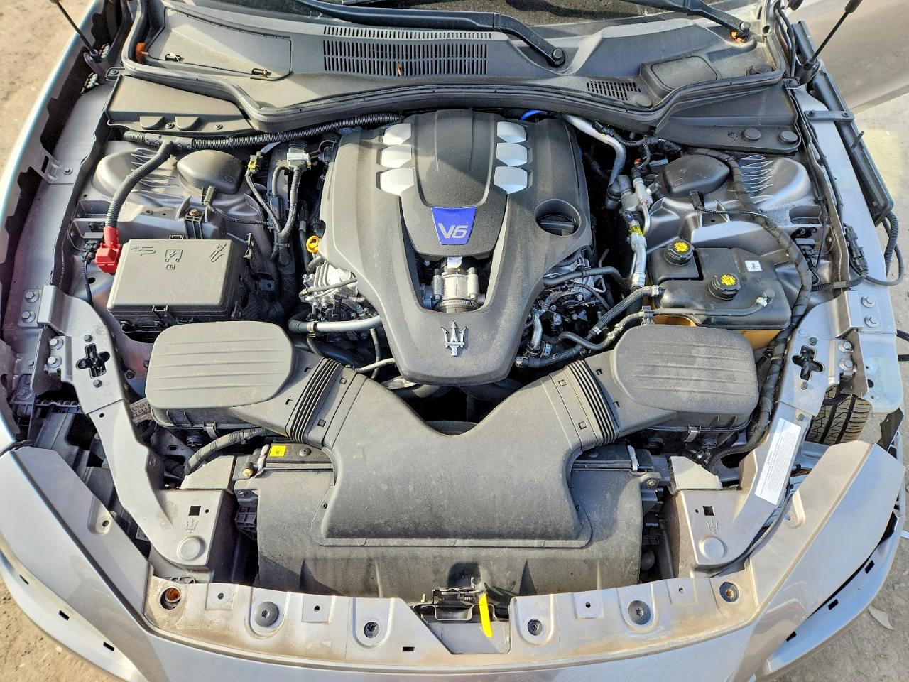 2019 MASERATI GHIBLI S photo 21