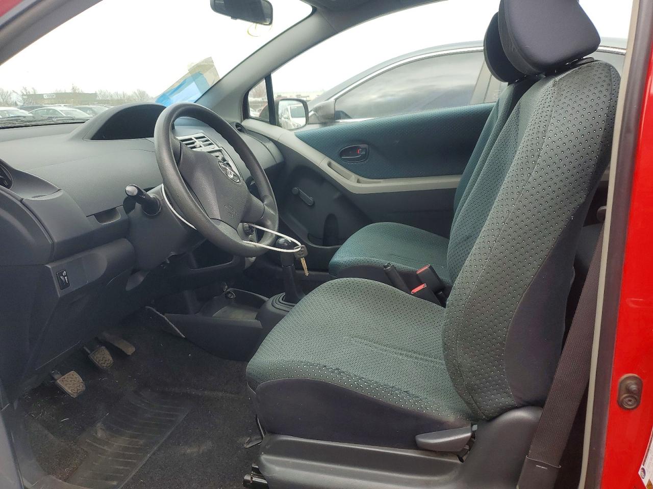 2008 TOYOTA YARIS BASE photo 13